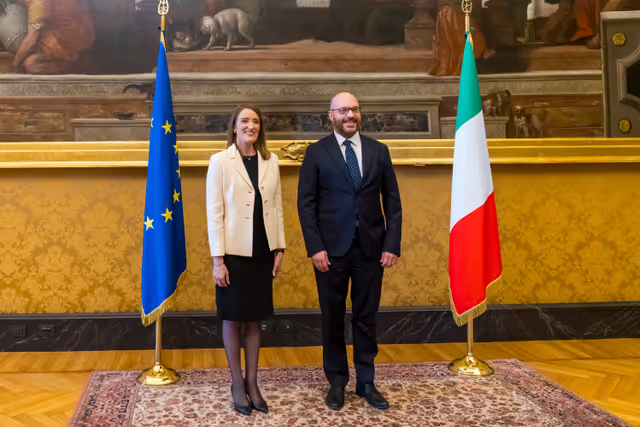 Foto 2: Official visit by Roberta METSOLA, EP President to Rome (Italy) -  Meeting with Lorenzo FONTANA, President of the Italian Chamber of Deputies