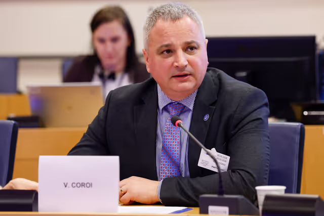 Zdjęcie 18: Roundtable discussion on Strengthening cooperation for children’s rights in Europe