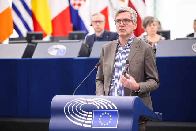 Φωτογραφία 48: EP Plenary Session - Amending Regulations on agricultural products as regards market rules and sectoral support measures in the wine sector and for aromatised wine products