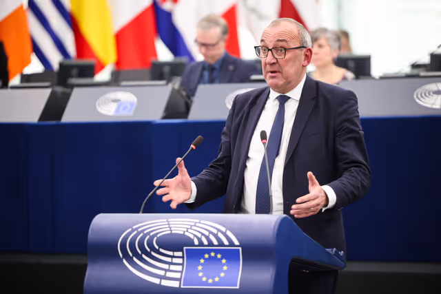 Φωτογραφία 44: EP Plenary Session - Amending Regulations on agricultural products as regards market rules and sectoral support measures in the wine sector and for aromatised wine products