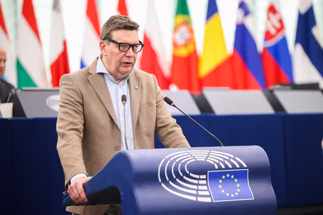 Φωτογραφία 41: EP Plenary Session - Amending Regulations on agricultural products as regards market rules and sectoral support measures in the wine sector and for aromatised wine products