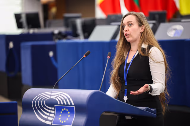 Φωτογραφία 39: EP Plenary Session - Amending Regulations on agricultural products as regards market rules and sectoral support measures in the wine sector and for aromatised wine products