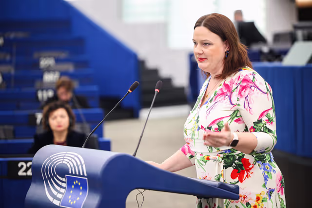 Φωτογραφία 23: EP Plenary Session - Amending Regulations on agricultural products as regards market rules and sectoral support measures in the wine sector and for aromatised wine products