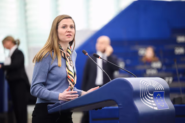 Φωτογραφία 16: EP Plenary Session - Amending Regulations on agricultural products as regards market rules and sectoral support measures in the wine sector and for aromatised wine products