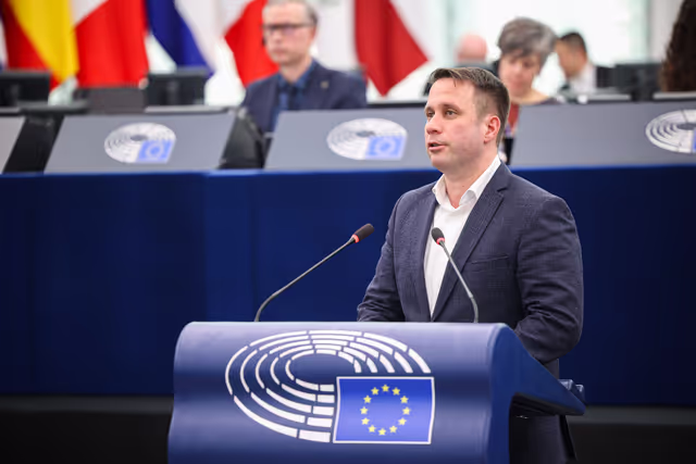 Φωτογραφία 13: EP Plenary Session - Amending Regulations on agricultural products as regards market rules and sectoral support measures in the wine sector and for aromatised wine products