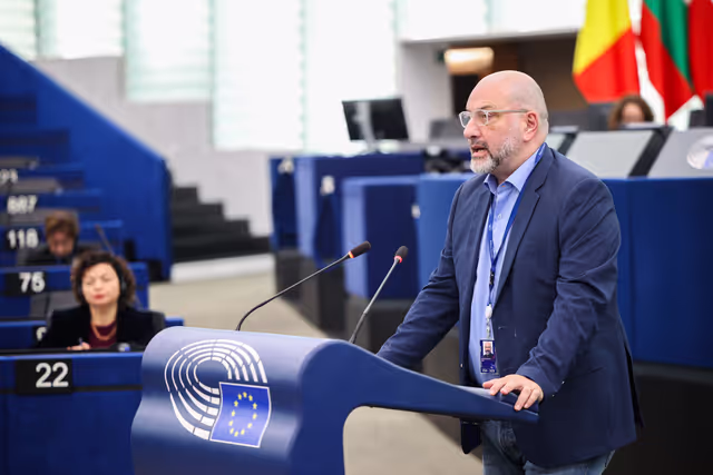 Φωτογραφία 11: EP Plenary Session - Amending Regulations on agricultural products as regards market rules and sectoral support measures in the wine sector and for aromatised wine products