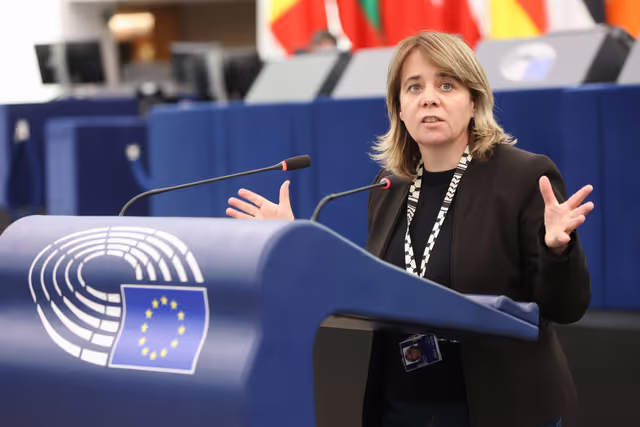 Снимка 38: EP Plenary Session - World Cancer Day