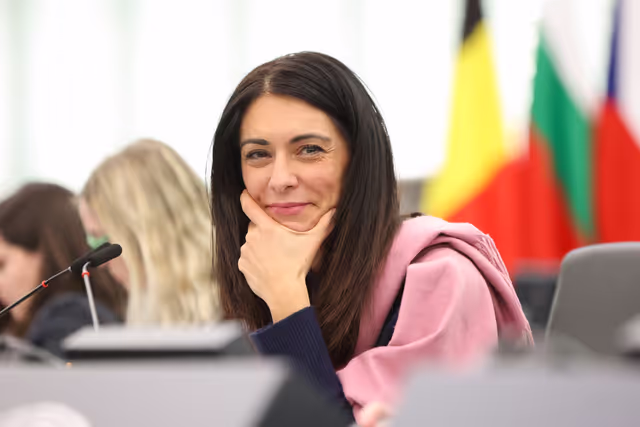 Снимка 31: EP Plenary Session - World Cancer Day