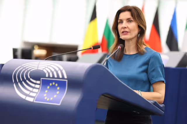 Снимка 23: EP Plenary Session - World Cancer Day