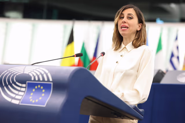 Снимка 19: EP Plenary Session - World Cancer Day