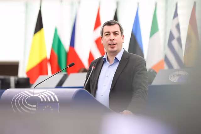 Снимка 10: EP Plenary Session - World Cancer Day