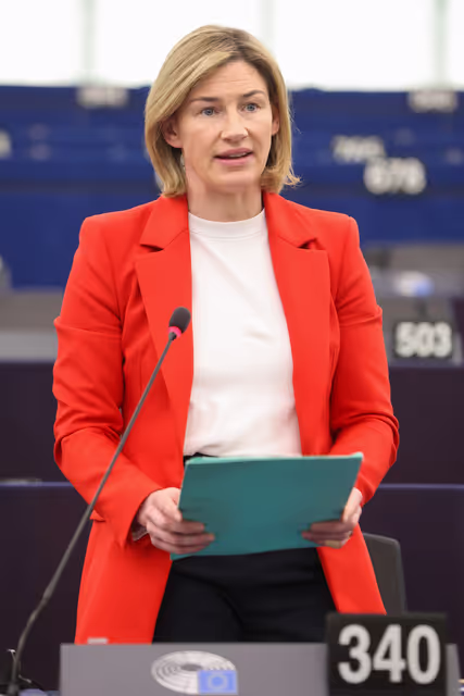 Снимка 8: EP Plenary Session - World Cancer Day