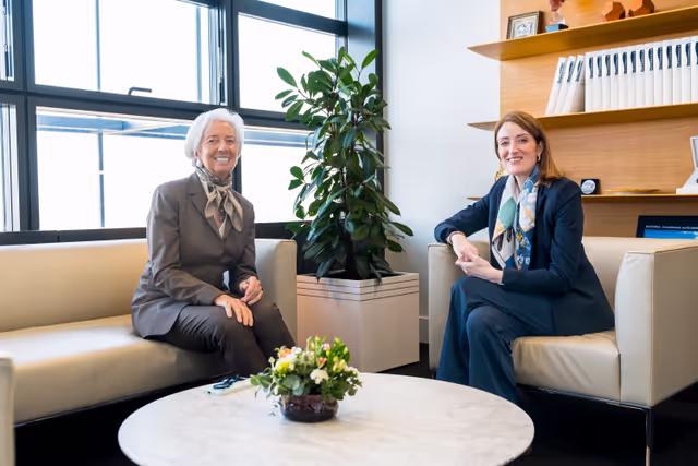 Roberta METSOLA, EP President meets with Christine LAGARDE, President of the European Central Bank