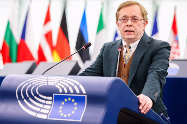 EP Plenary Session - Building a stronger European defence in light of an increasingly volatile international environment