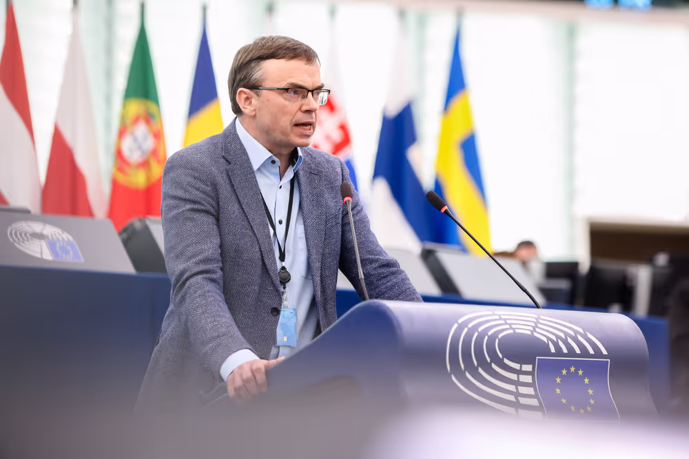 EP Plenary Session - Building a stronger European defence in light of an increasingly volatile international environment