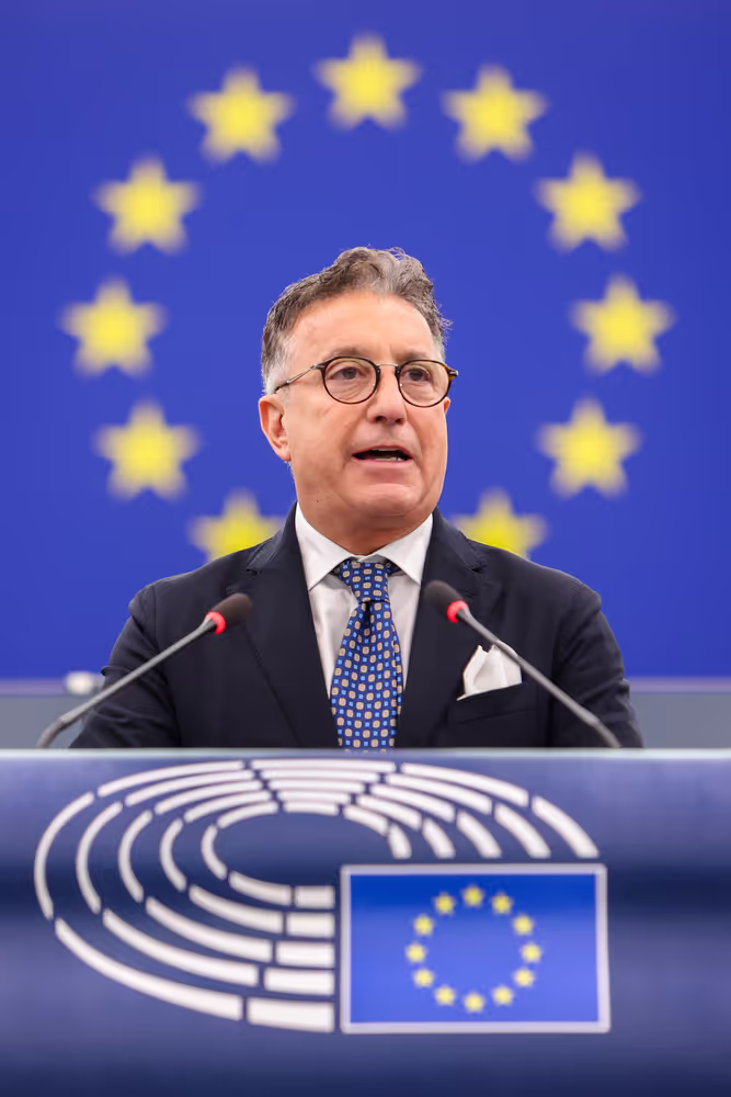 EP Plenary Session - Building a stronger European defence in light of an increasingly volatile international environment