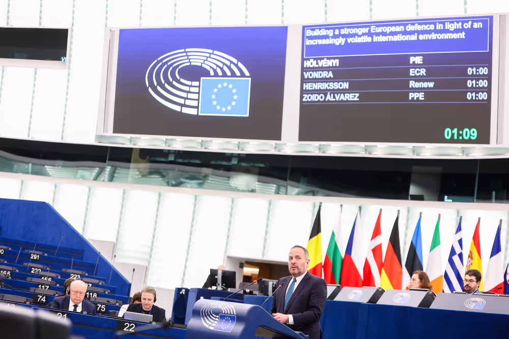 EP Plenary Session - Building a stronger European defence in light of an increasingly volatile international environment