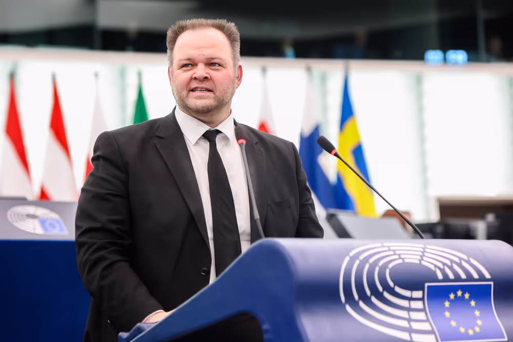EP Plenary Session - Building a stronger European defence in light of an increasingly volatile international environment