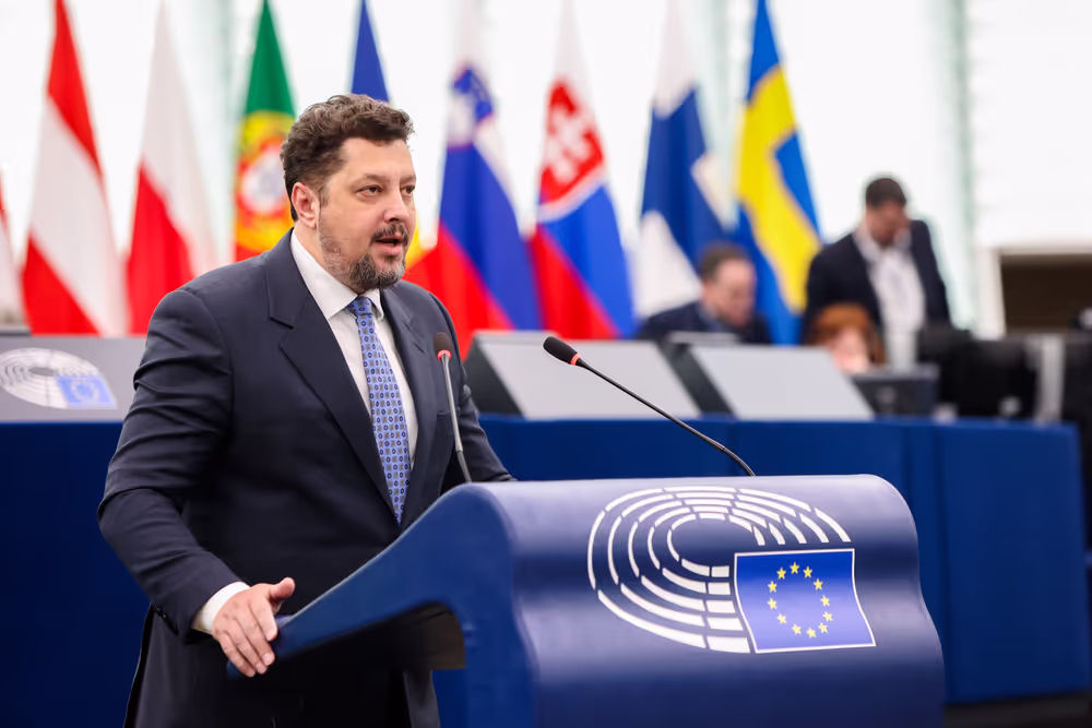 EP Plenary Session - Building a stronger European defence in light of an increasingly volatile international environment