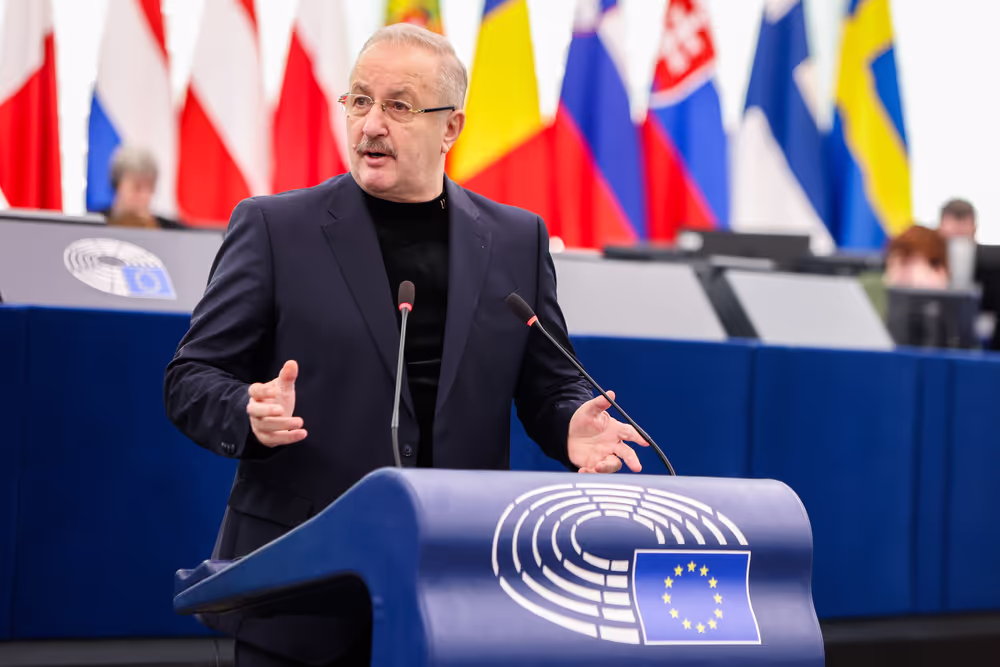 EP Plenary Session - Building a stronger European defence in light of an increasingly volatile international environment