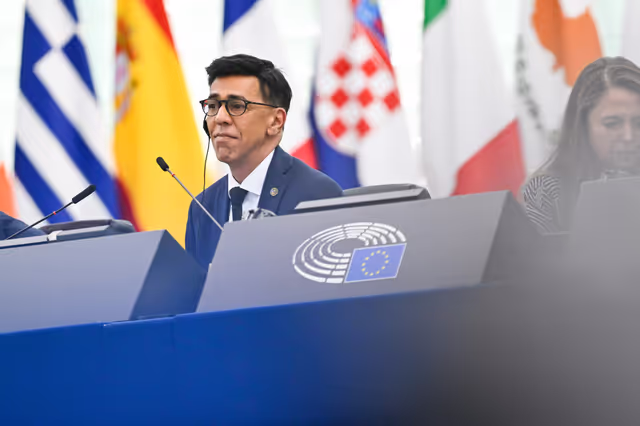 Fotogrāfija 38: EP Plenary Session - Spain’s large-scale regularisation policy and its impact on the Schengen Area and EU migration policy