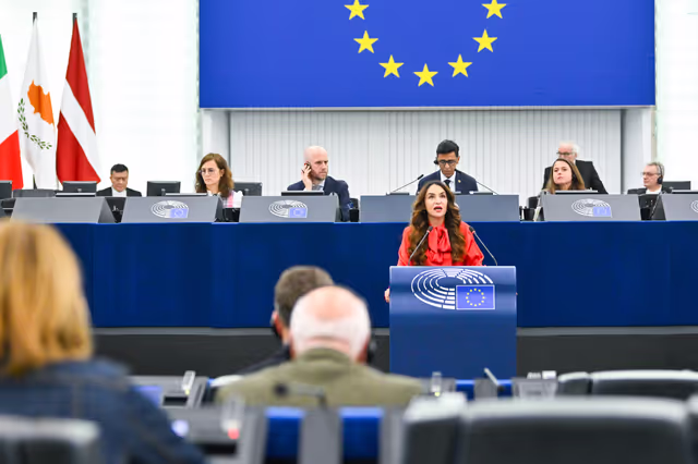 Fotogrāfija 22: EP Plenary Session - Spain’s large-scale regularisation policy and its impact on the Schengen Area and EU migration policy