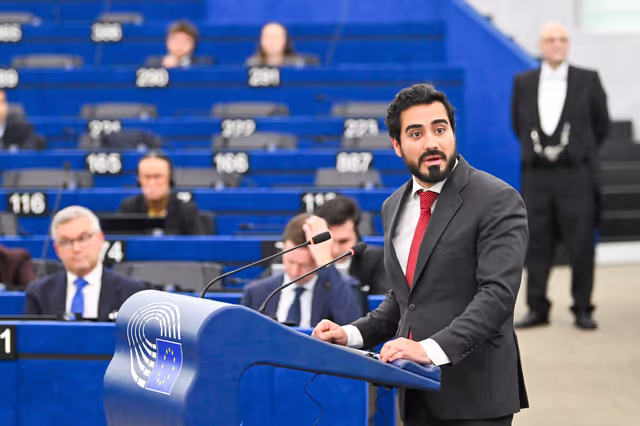 Fotogrāfija 4: EP Plenary Session - Spain’s large-scale regularisation policy and its impact on the Schengen Area and EU migration policy