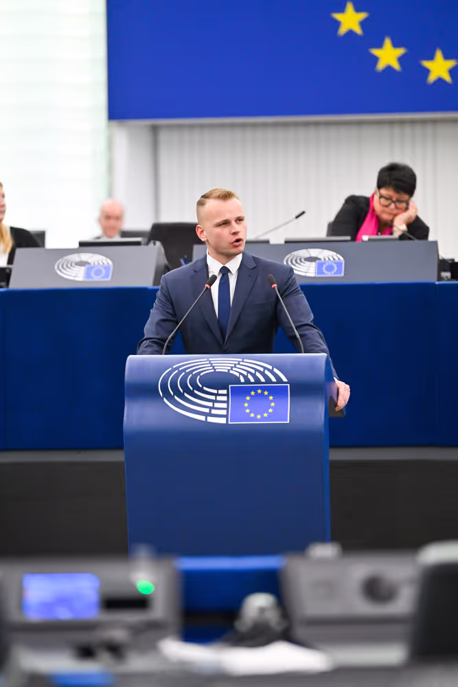 EP Plenary Session - Spain’s large-scale regularisation policy and its impact on the Schengen Area and EU migration policy