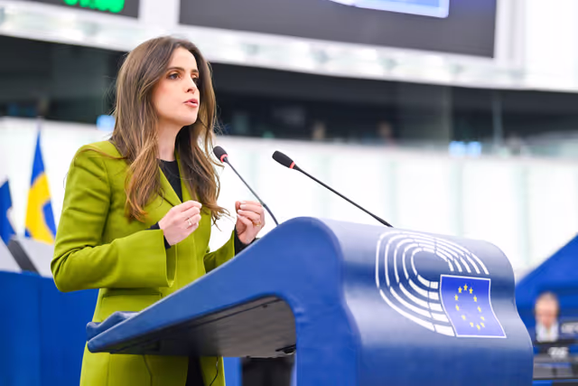 Fotogrāfija 36: EP Plenary Session - Spain’s large-scale regularisation policy and its impact on the Schengen Area and EU migration policy