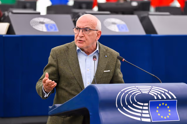 Fotogrāfija 31: EP Plenary Session - Spain’s large-scale regularisation policy and its impact on the Schengen Area and EU migration policy