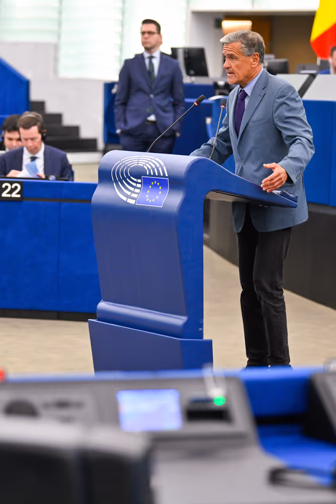 EP Plenary Session - Spain’s large-scale regularisation policy and its impact on the Schengen Area and EU migration policy