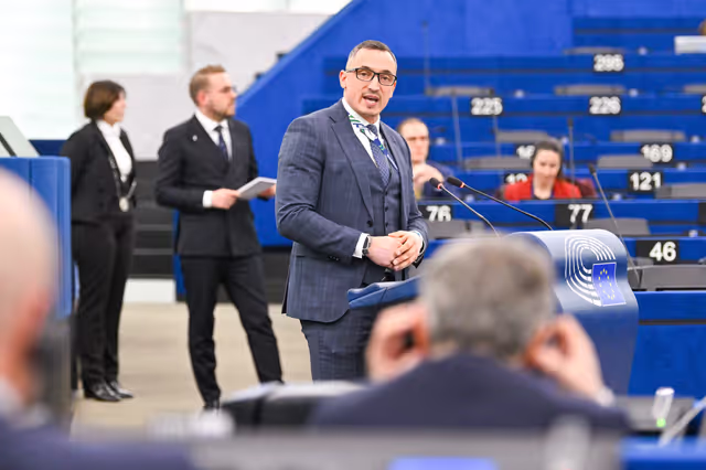 Fotogrāfija 13: EP Plenary Session - Spain’s large-scale regularisation policy and its impact on the Schengen Area and EU migration policy