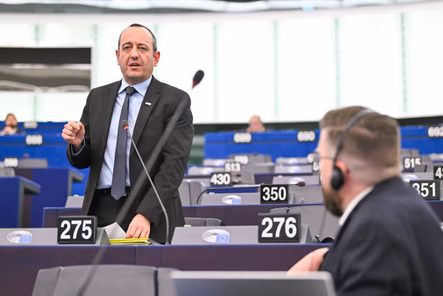 EP Plenary Session - Spain’s large-scale regularisation policy and its impact on the Schengen Area and EU migration policy