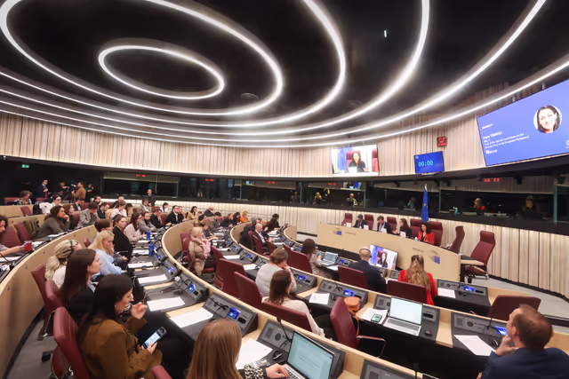 Fotografia 7: Joint Briefing for Media and Content Creators - Housing jigsaw in Europe: where does the European Parliament stand?