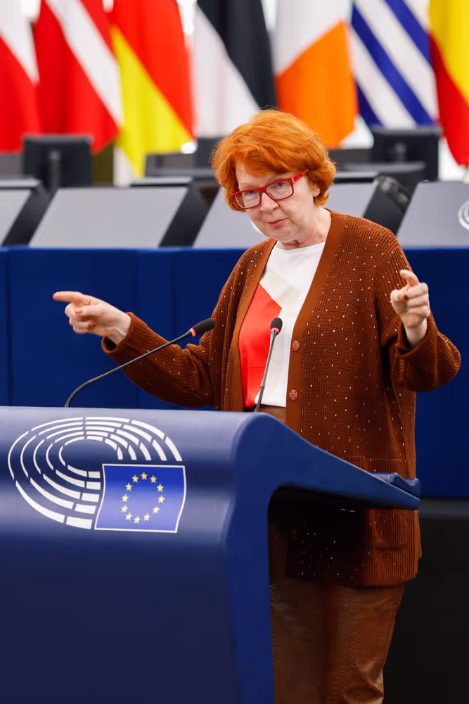 EP Plenary Session - Developing a new EU anti-poverty strategy