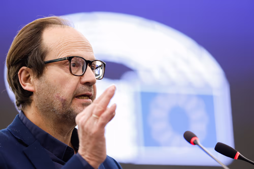 EP Plenary Session - Developing a new EU anti-poverty strategy