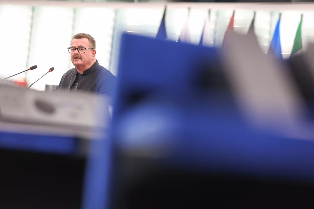 EP Plenary Session - Addressing subcontracting chains and the role of intermediaries in order to protect workers’ rights