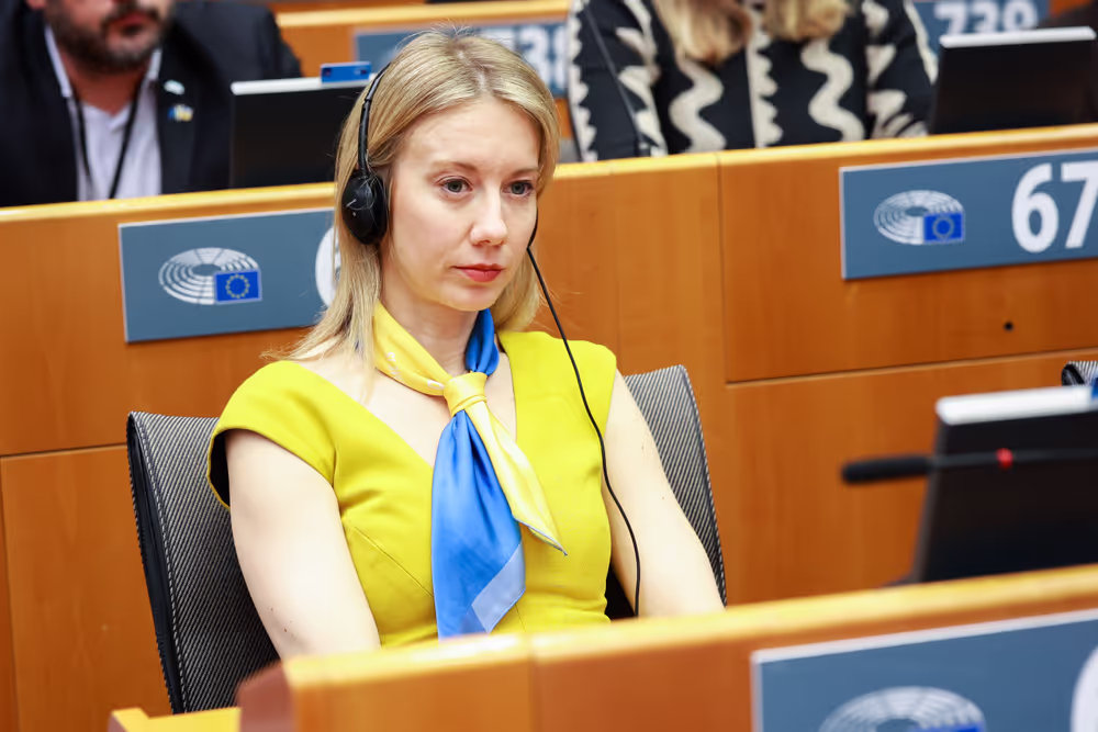EP Extraordinary Plenary Session - Four years of Russia's war of aggression against Ukraine and European contributions to a just peace and sustained security for Ukraine - Voting session