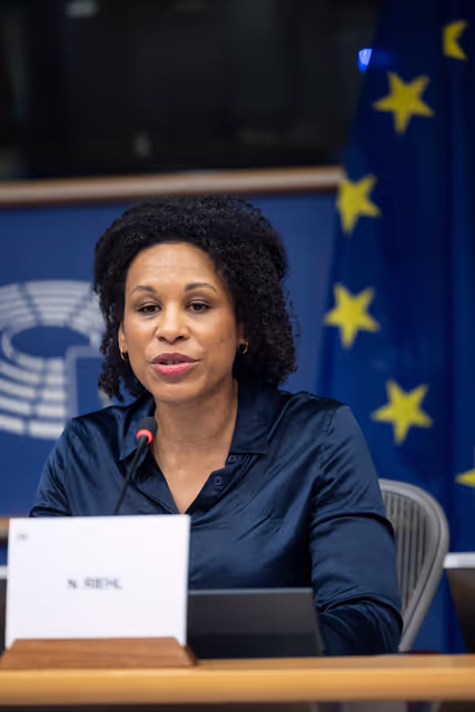 Fotografia 22: CULT - Structured dialogue with commissioner Henna Virkkunen