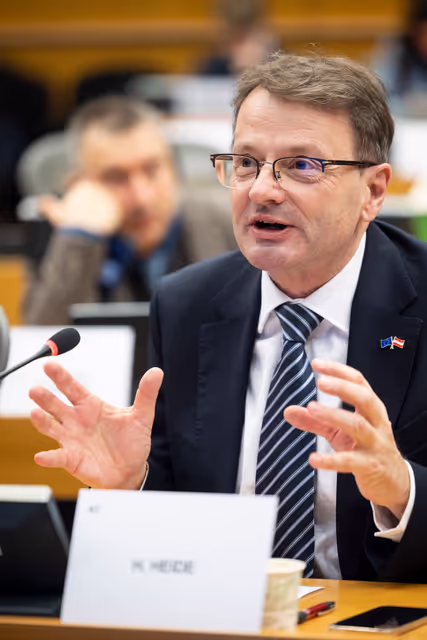 Fotografia 7: CULT - Structured dialogue with commissioner Henna Virkkunen