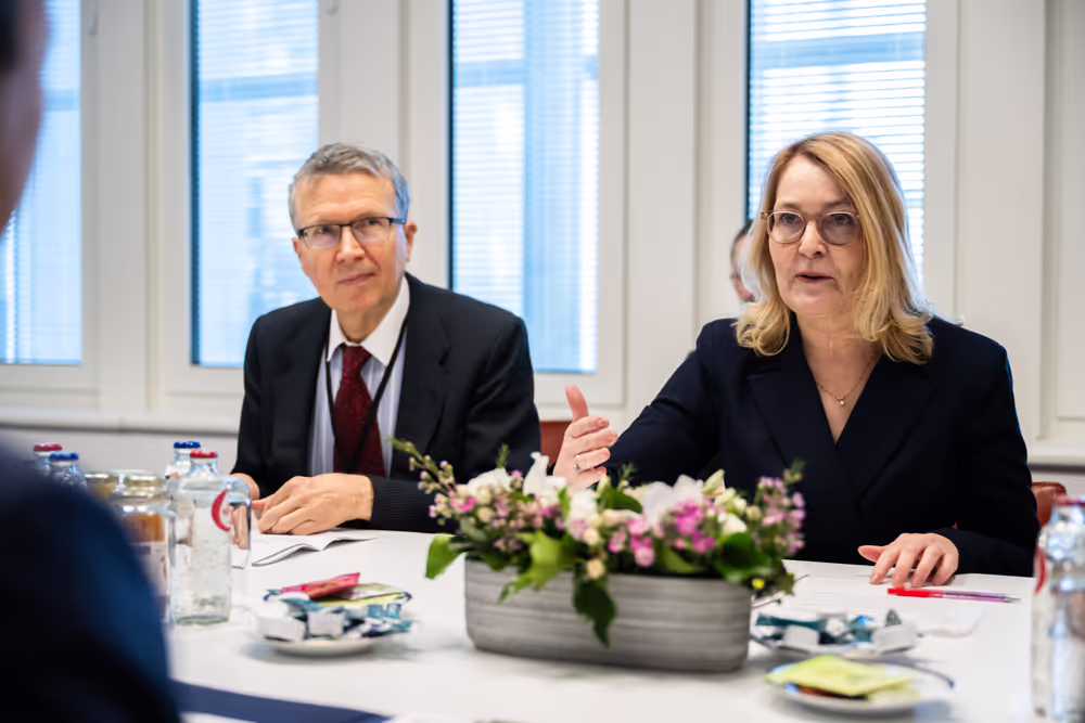 Christel SCHALDEMOSE meets with HUN Manet, Prime Minister of Cambodia