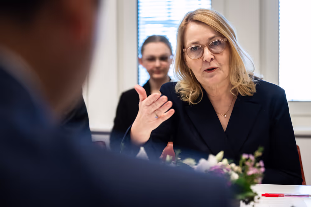 Christel SCHALDEMOSE meets with HUN Manet, Prime Minister of Cambodia