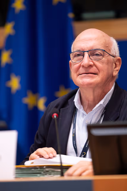 Fotagrafa 22: ECON ENVI LIBE - Voting session