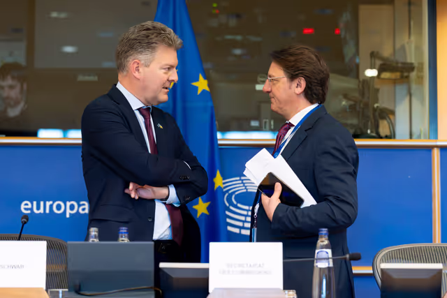 Fotografia 17: CONT - Votes on Discharge 2024: General budget of the EU - European Parliament