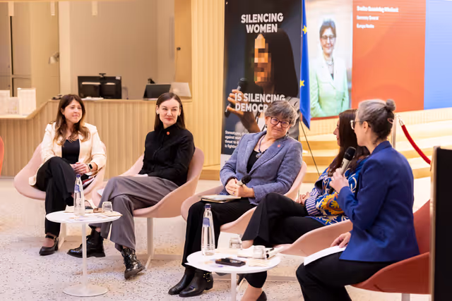 Photo 18: International Women’s Day 2026 - Debate ' Women Safeguarding Cultural Heritage in times of conflict '