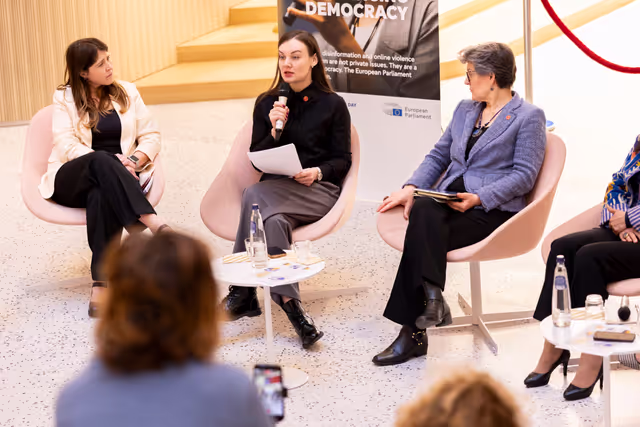 Photo 16: International Women’s Day 2026 - Debate ' Women Safeguarding Cultural Heritage in times of conflict '