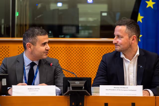 Photo 36: EUVP - Gender Equality & Equal Opportunities Thematic Week - Meeting with Nicolae STEFANUTA