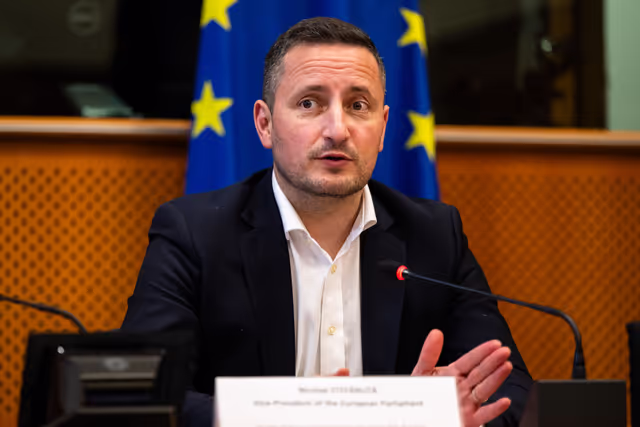 Photo 14: EUVP - Gender Equality & Equal Opportunities Thematic Week - Meeting with Nicolae STEFANUTA