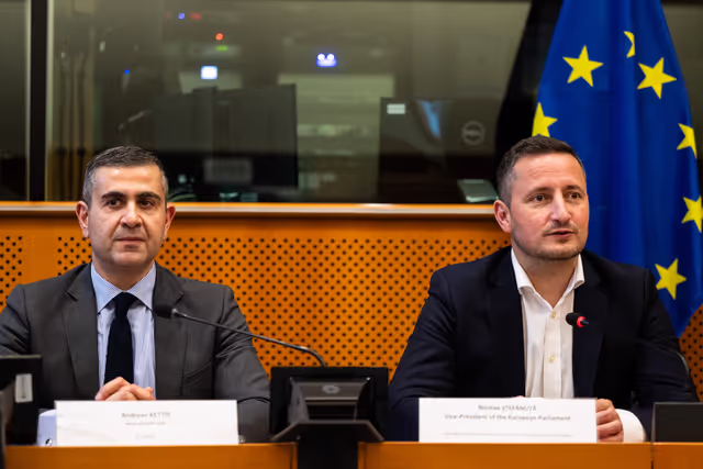 Photo 12: EUVP - Gender Equality & Equal Opportunities Thematic Week - Meeting with Nicolae STEFANUTA