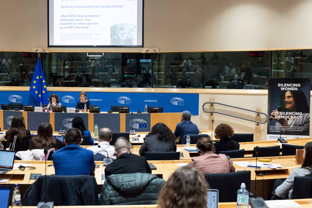 Foto 3: Press Seminar – International Women's Day: Digital violence against women